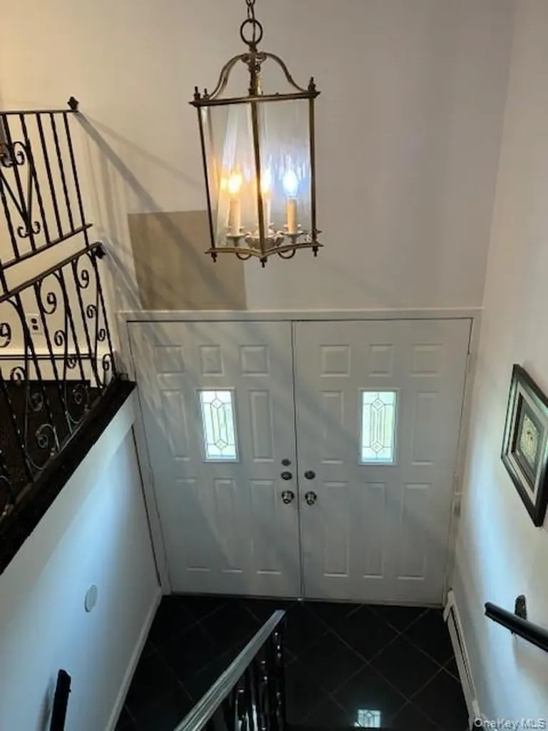 101 E Olive Street Long Beach NY 11561