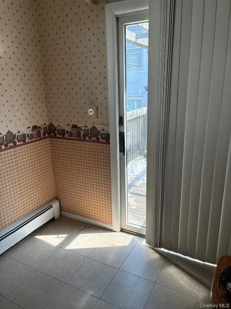 101 E Olive Street Long Beach NY 11561