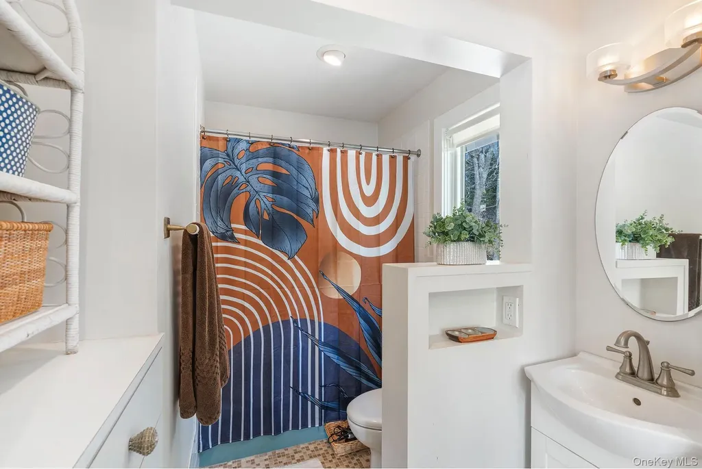 123 Windward East Hampton NY 11937