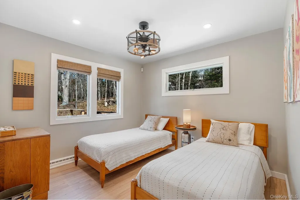 123 Windward East Hampton NY 11937