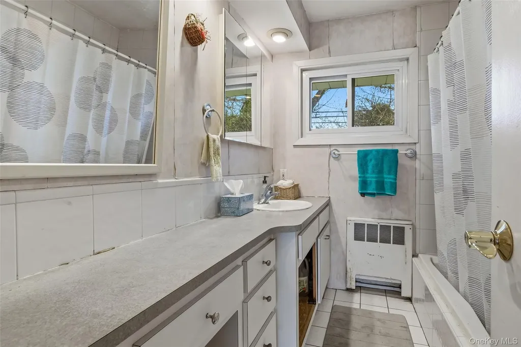 36 Seitz Drive Bethpage NY 11714