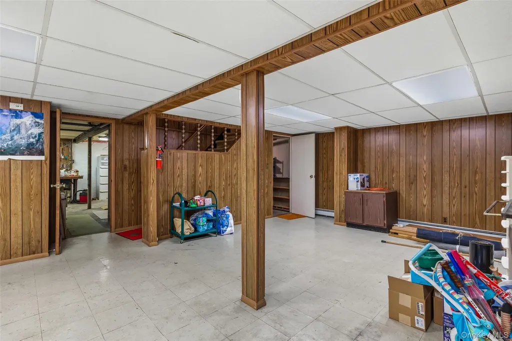 36 Seitz Drive Bethpage NY 11714