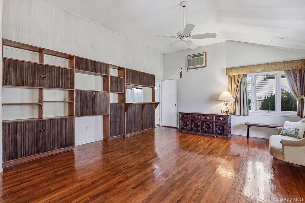 36 Seitz Drive Bethpage NY 11714