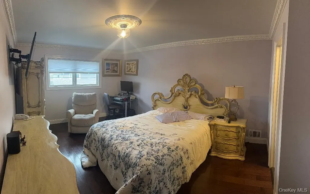16207 85th Street Howard Beach NY 11414
