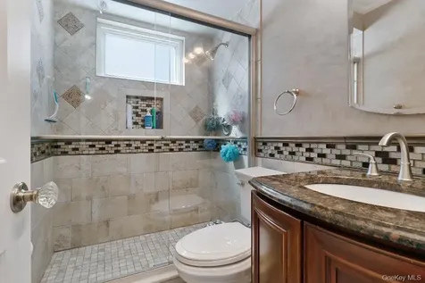 16207 85th Street Howard Beach NY 11414