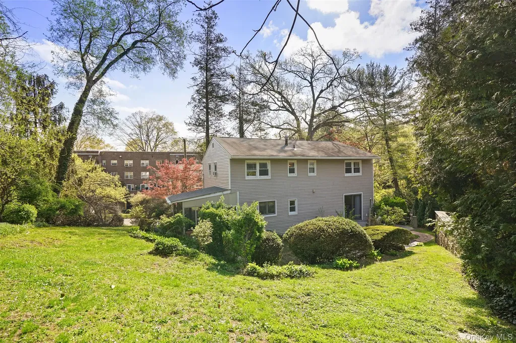 2 Rockledge Road Bronxville NY 10708