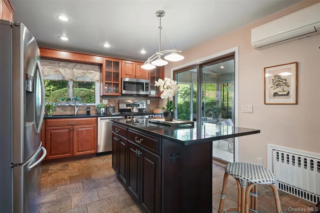 2 Rockledge Road Bronxville NY 10708