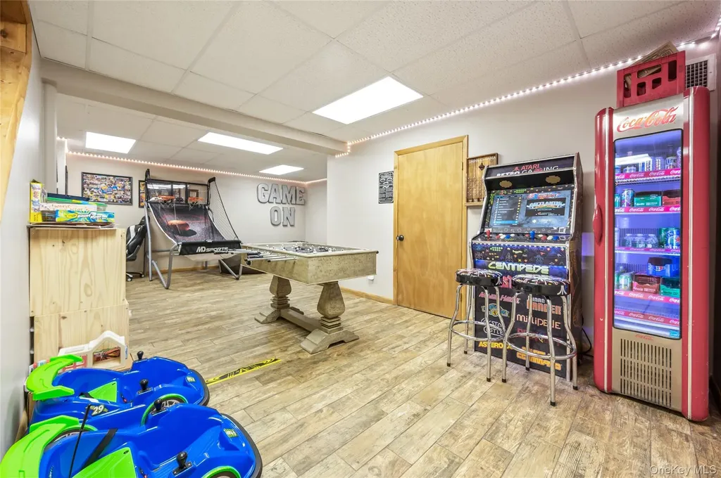 42 Browning Road Hyde Park NY 12538