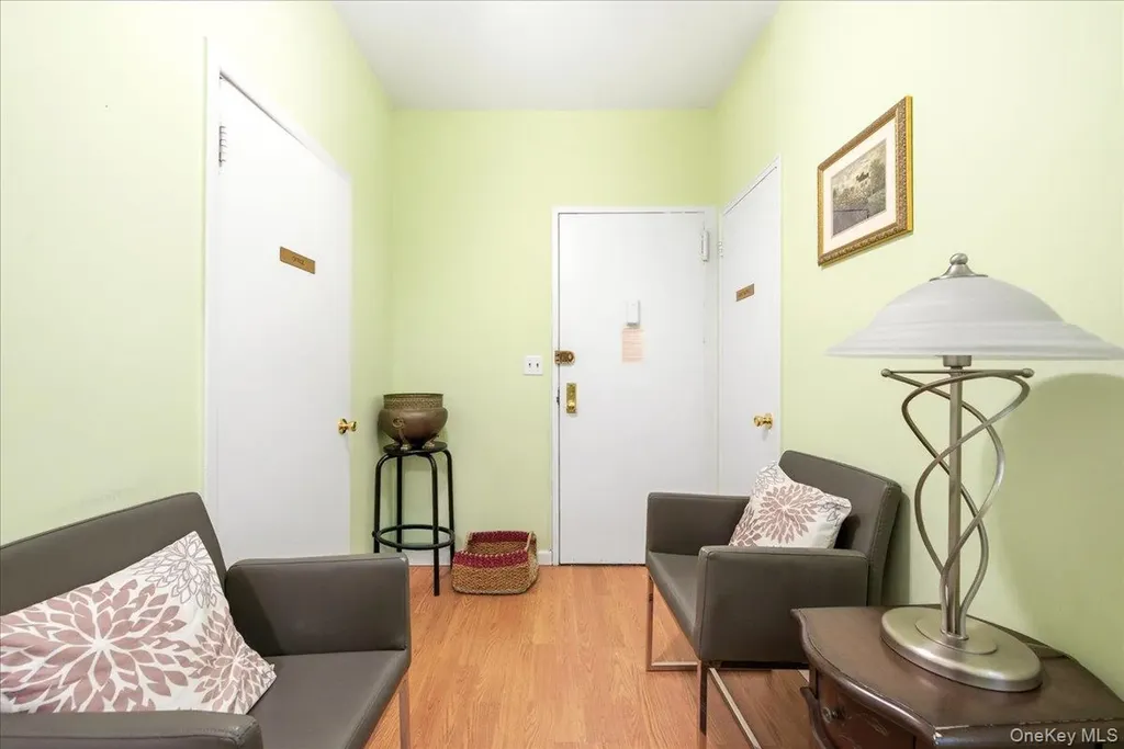11050 71st Road Forest Hills NY 11375