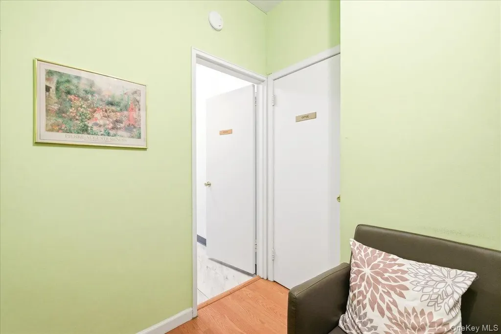 11050 71st Road Forest Hills NY 11375