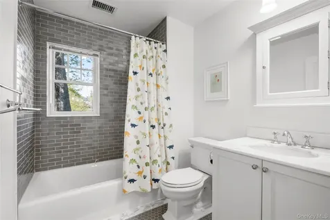 225 Rockingstone Avenue Larchmont NY 10538