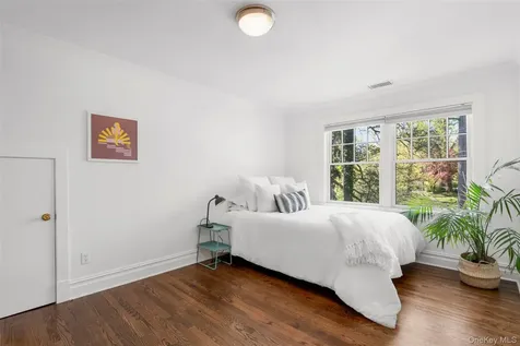 225 Rockingstone Avenue Larchmont NY 10538