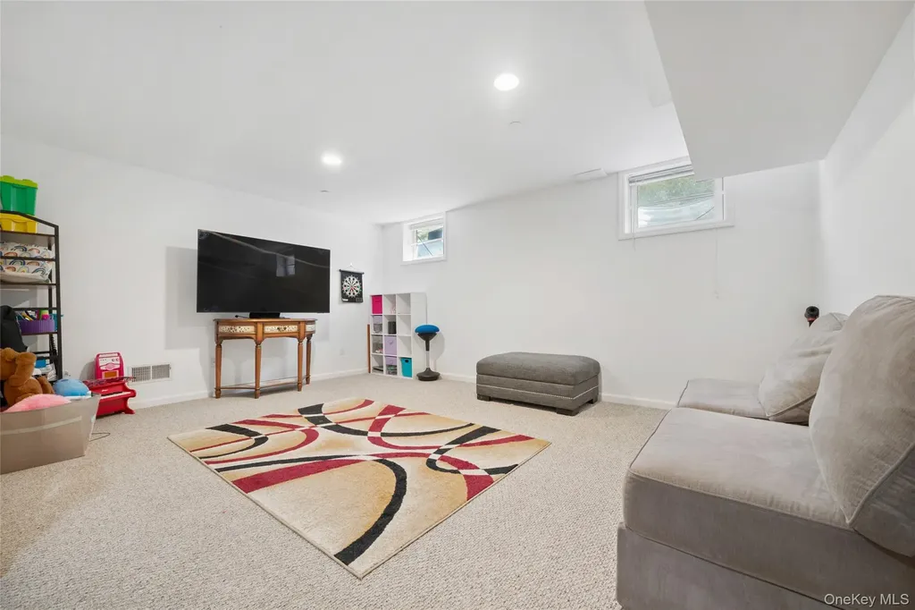 26 Bellefair Road Rye Brook NY 10573
