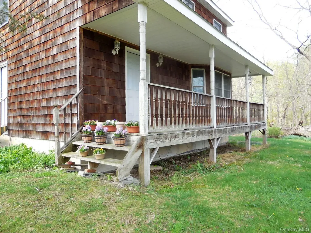 617 Burlingham Road Bloomingburg NY 12721
