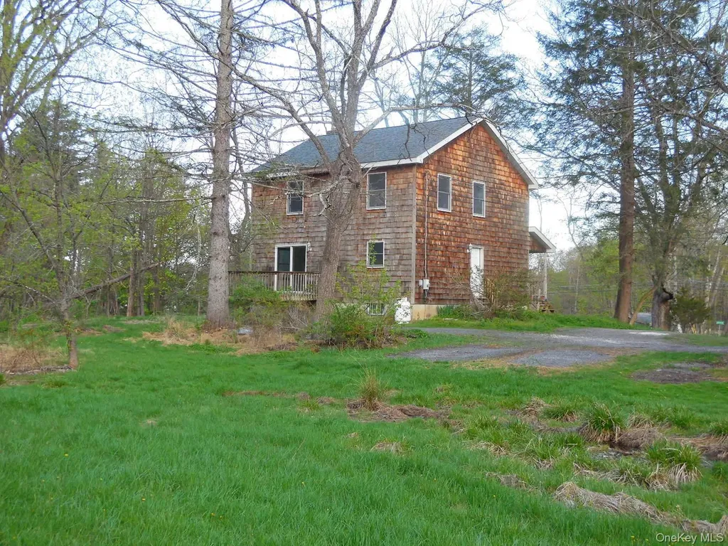 617 Burlingham Road Bloomingburg NY 12721