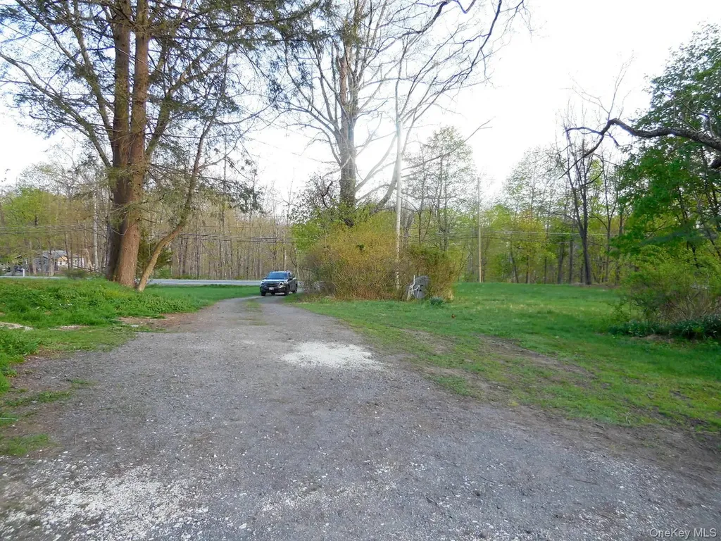 617 Burlingham Road Bloomingburg NY 12721
