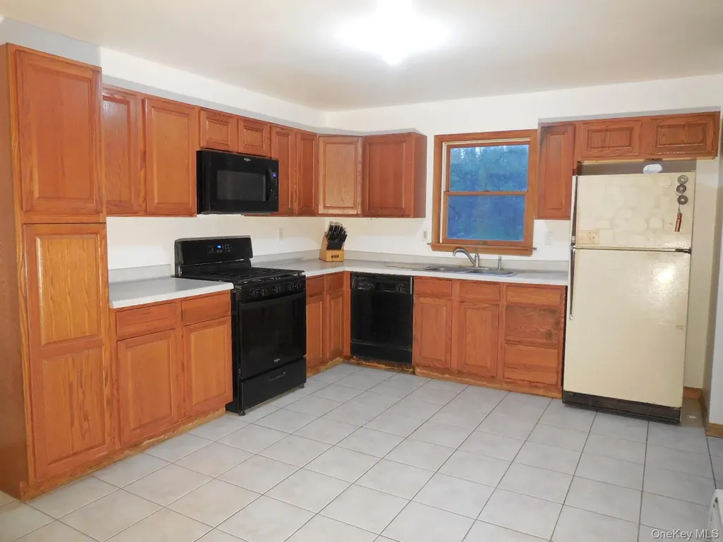 617 Burlingham Road Bloomingburg NY 12721