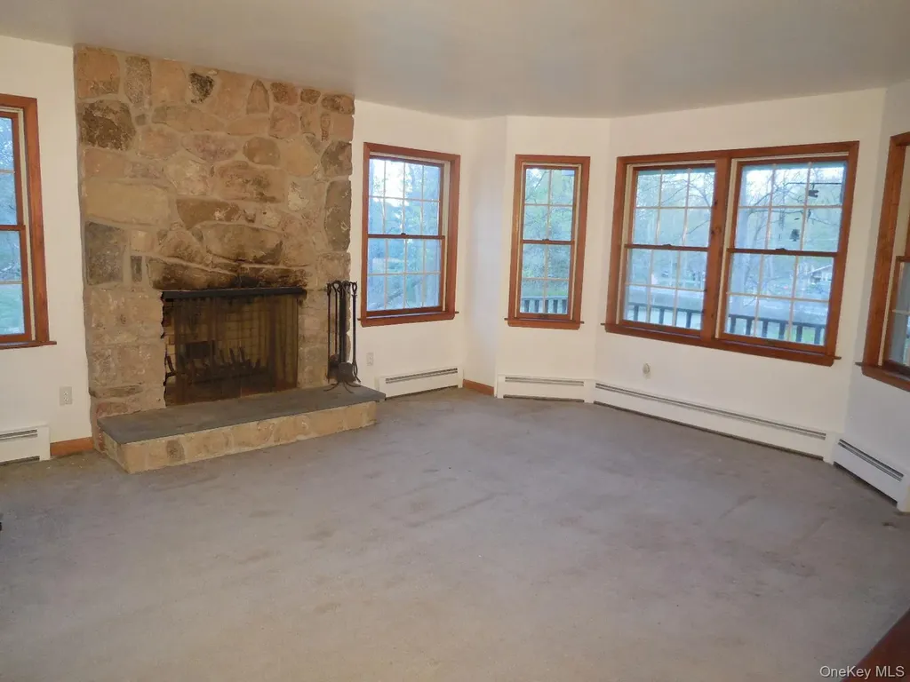 617 Burlingham Road Bloomingburg NY 12721
