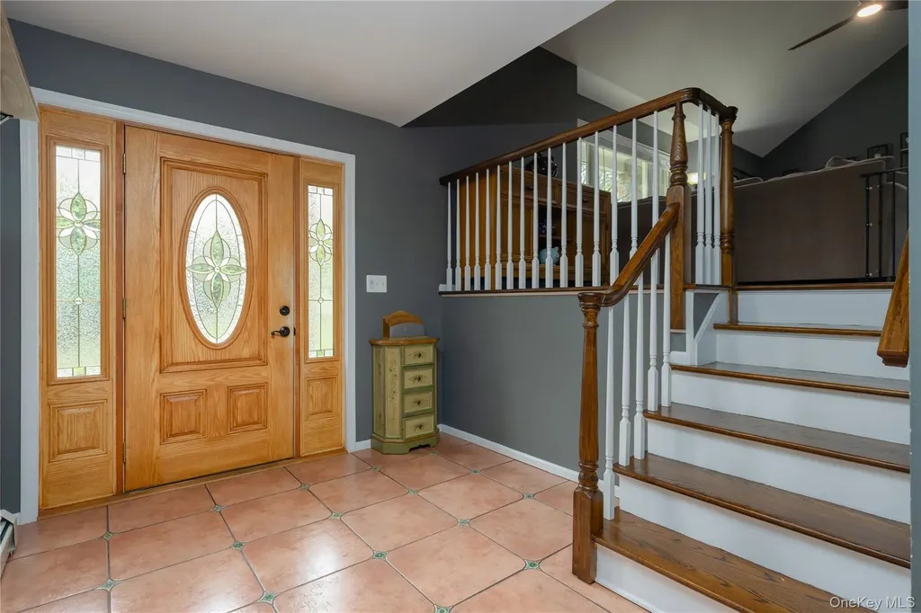 1 Alexa Court Pearl River NY 10965