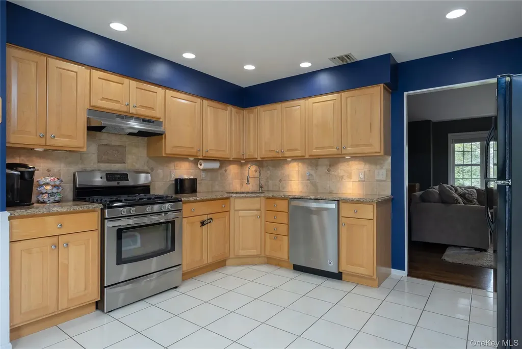 1 Alexa Court Pearl River NY 10965