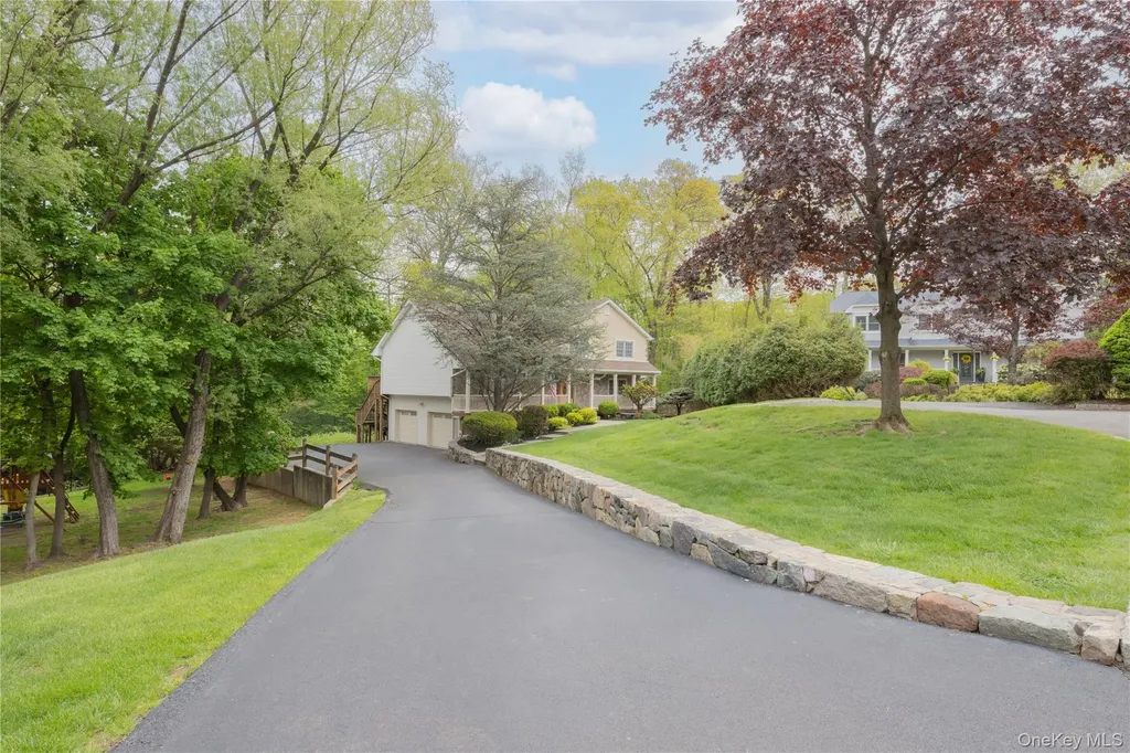1 Alexa Court Pearl River NY 10965