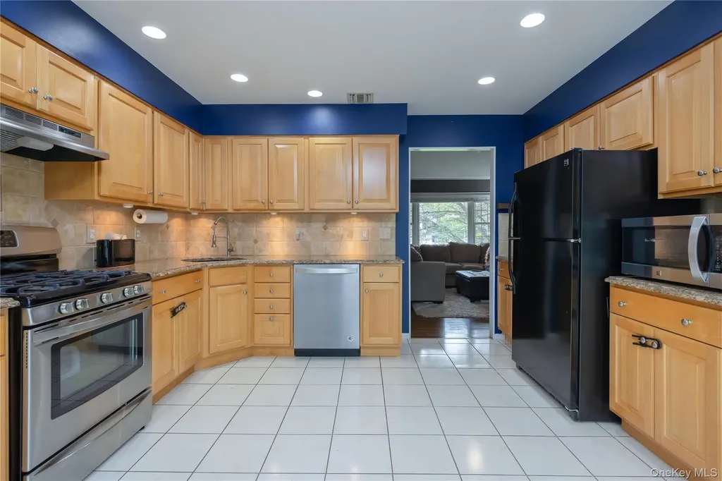 1 Alexa Court Pearl River NY 10965