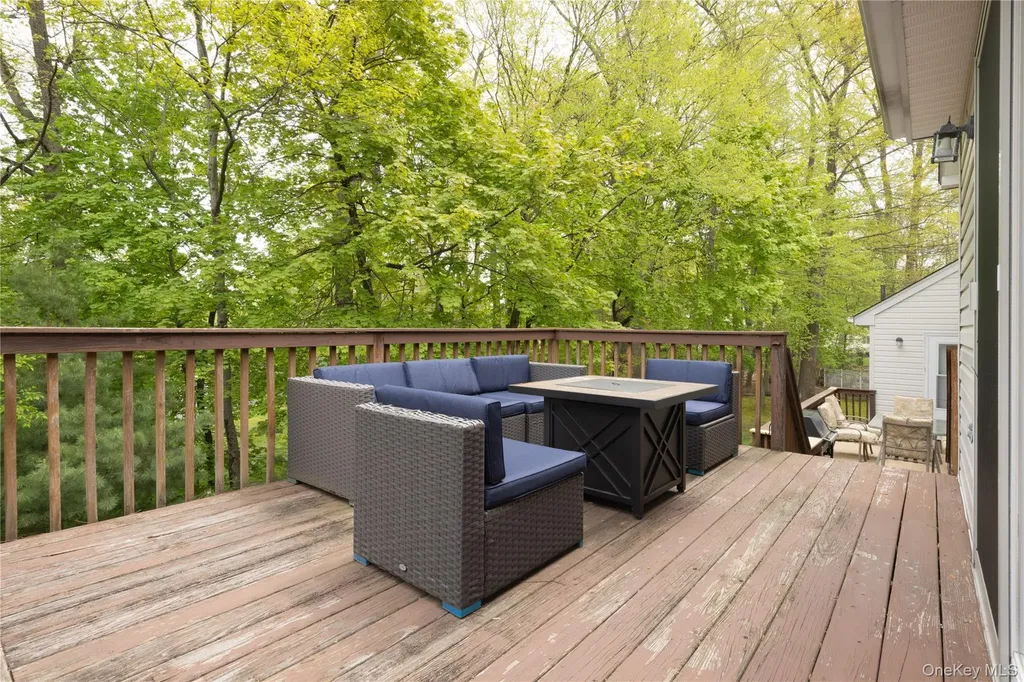 1 Alexa Court Pearl River NY 10965