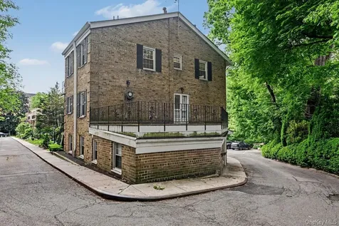 95 Georgia Avenue Bronxville NY 10708