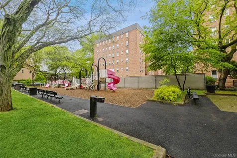 95 Georgia Avenue Bronxville NY 10708
