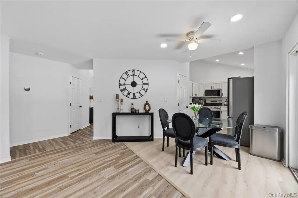 21 Reed Court Washingtonville NY 10992
