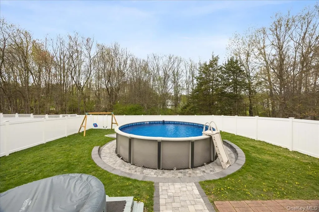 21 Reed Court Washingtonville NY 10992
