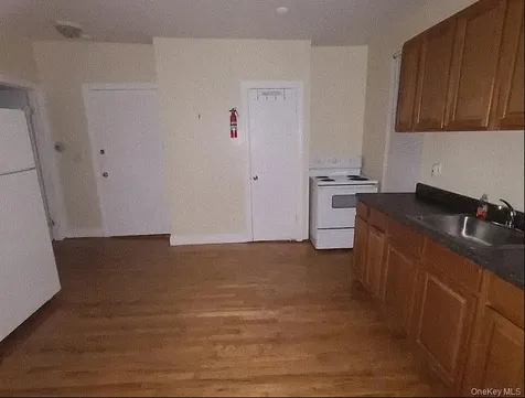 108 Vineyard Avenue Highland NY 12528