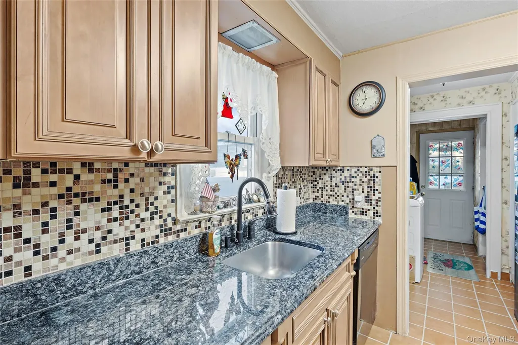 708 Prospect Place Bellmore NY 11710