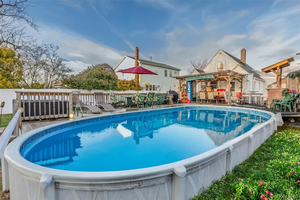 708 Prospect Place Bellmore NY 11710