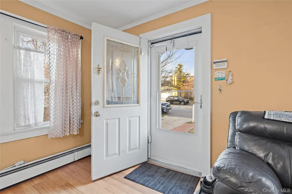 708 Prospect Place Bellmore NY 11710