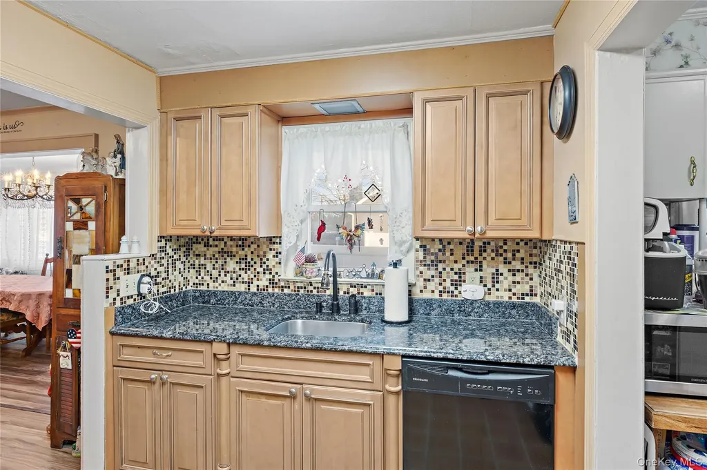 708 Prospect Place Bellmore NY 11710
