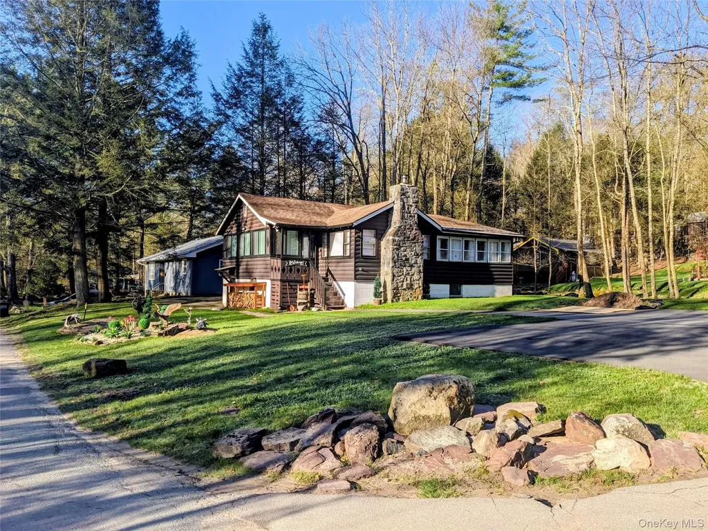 64 Cumberland Trail Smallwood NY 12778