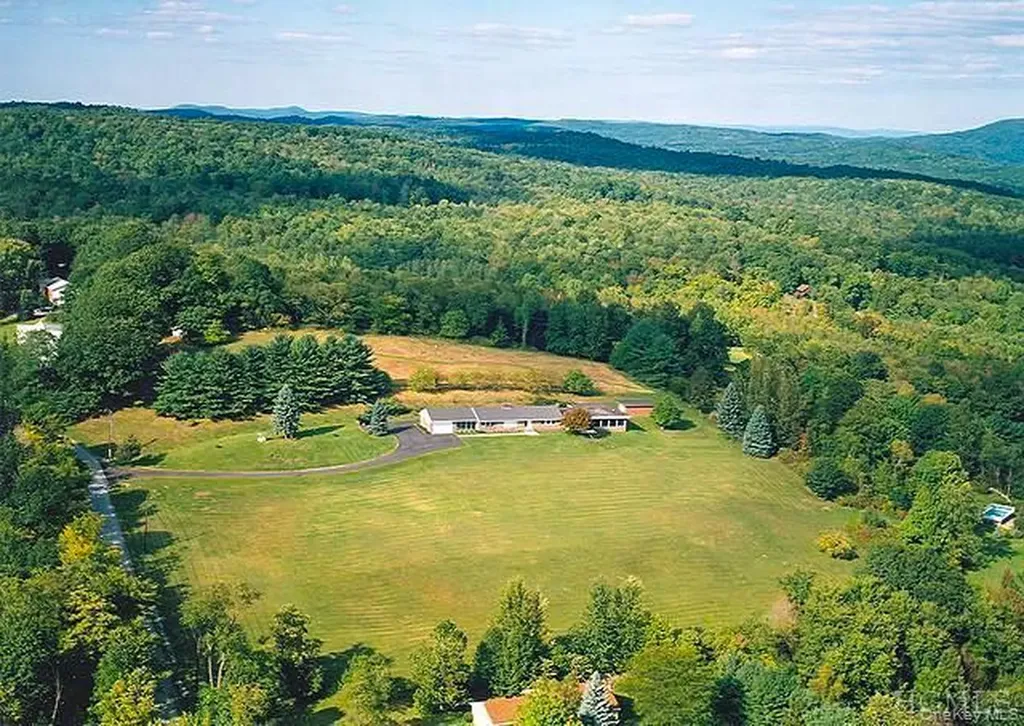 68-78 Ridge Road Clinton Corners NY 12514