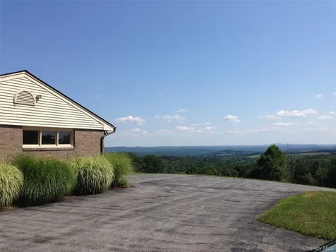 68-78 Ridge Road Clinton Corners NY 12514
