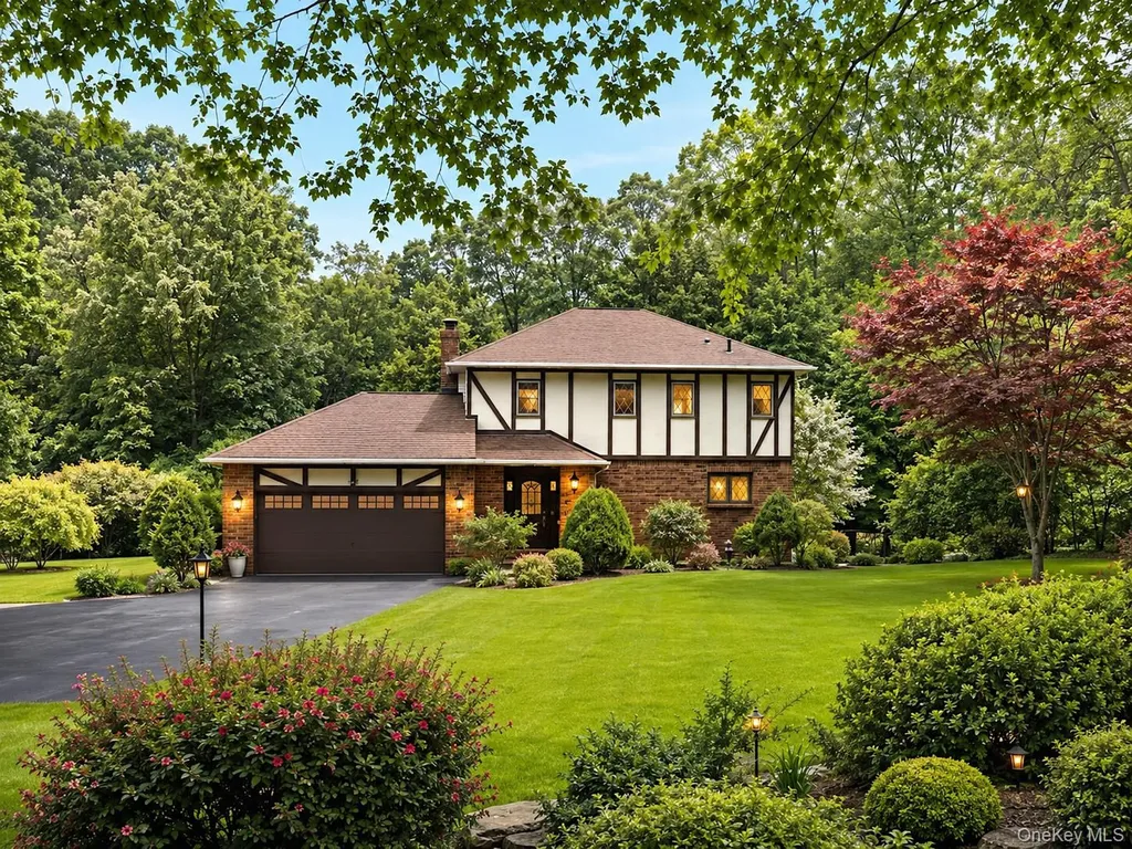96 Edgewood Drive Central Valley NY 10917