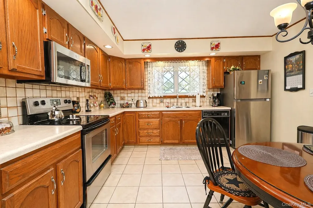 96 Edgewood Drive Central Valley NY 10917