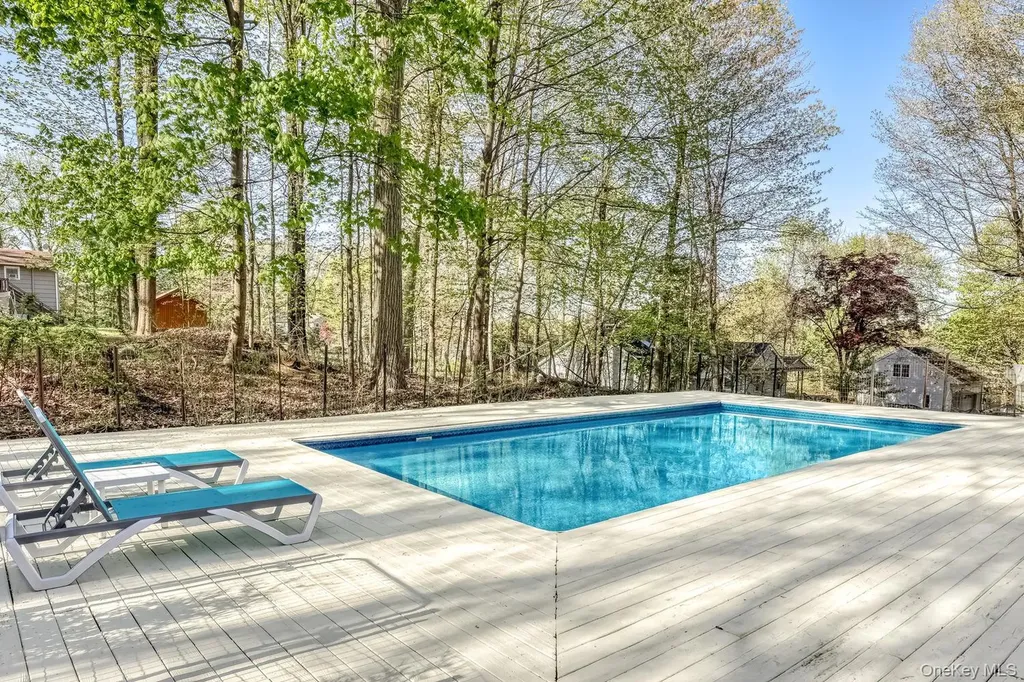 129 E Willow Tree Road Spring Valley NY 10977