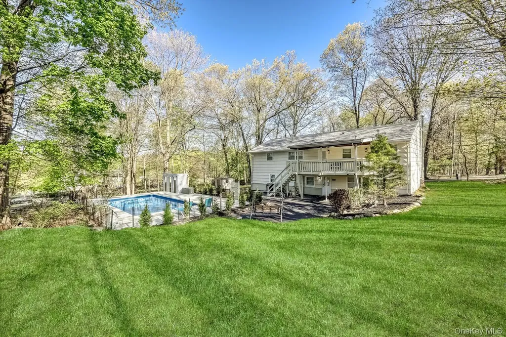 129 E Willow Tree Road Spring Valley NY 10977