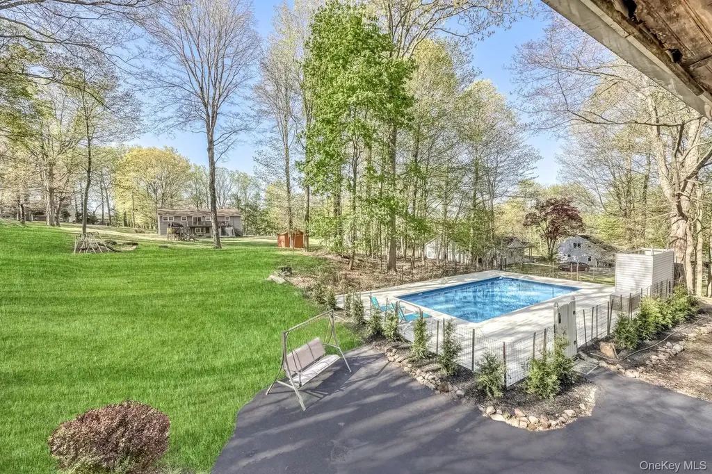 129 E Willow Tree Road Spring Valley NY 10977