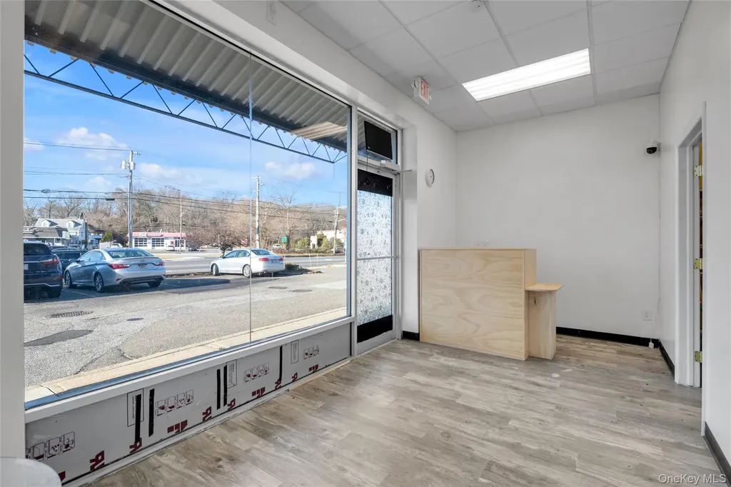 15 E Deer Park Road Dix Hills NY 11746