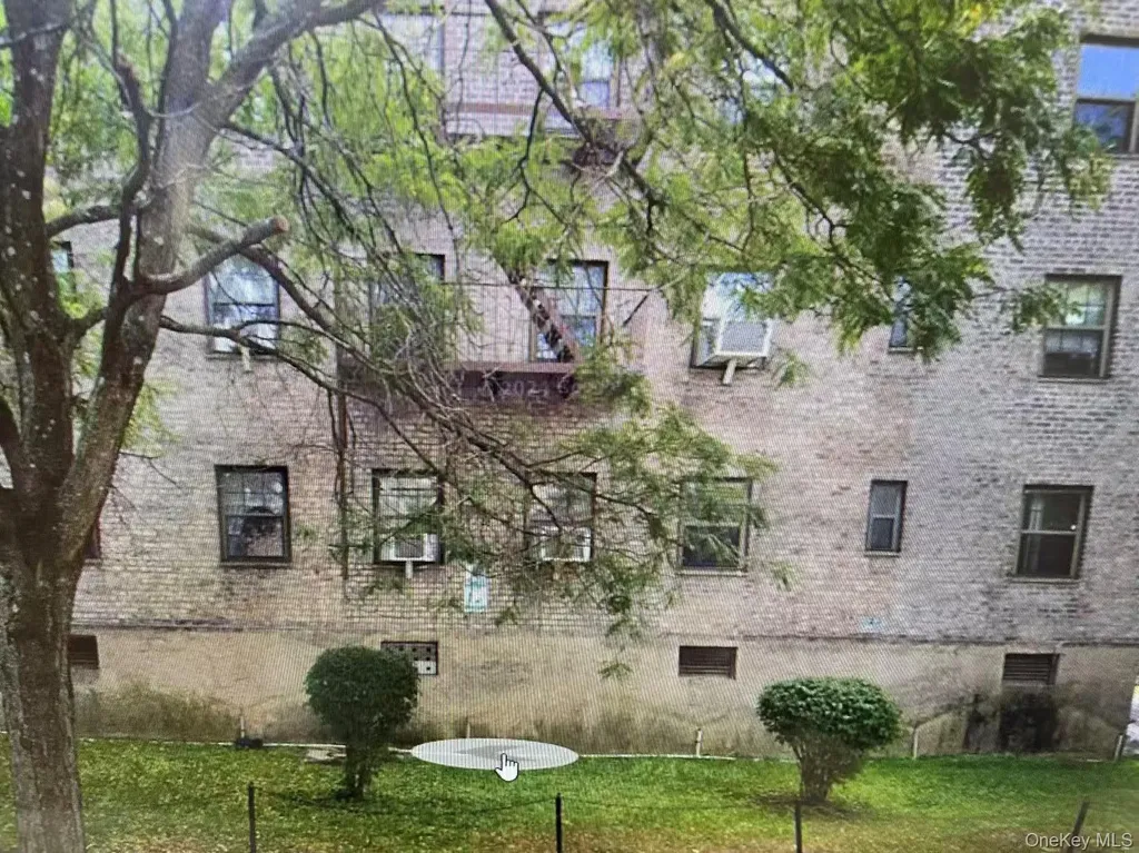 144-15 78th Road Flushing NY 11367