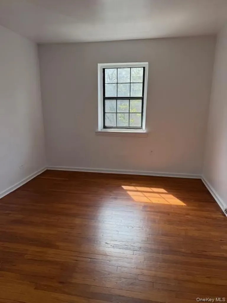 144-15 78th Road Flushing NY 11367