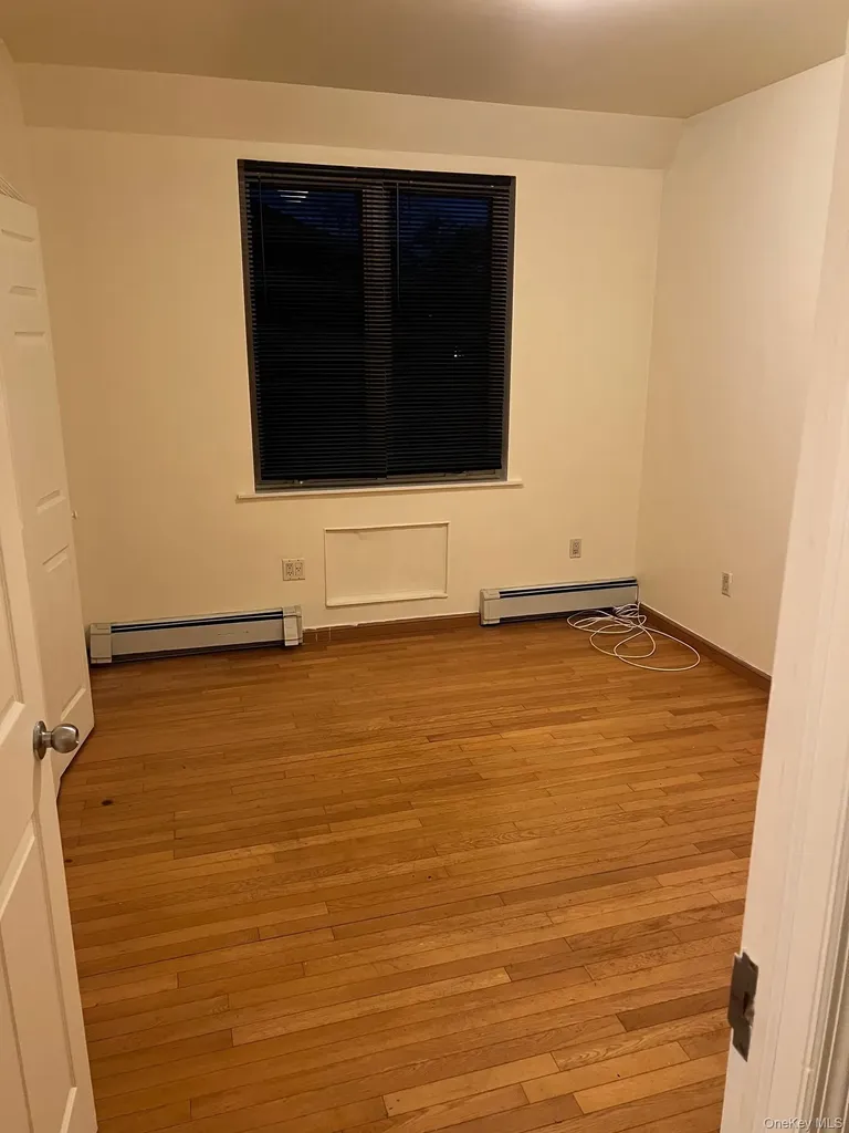 217 Graff Avenue Bronx NY 10465