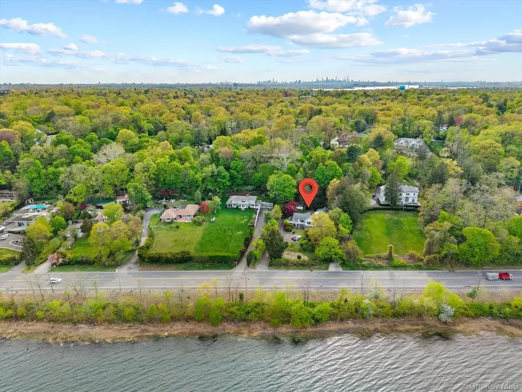 355 E Shore Road Great Neck NY 11023
