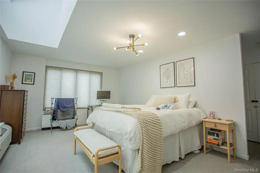 100 W Broadway Long Beach NY 11561